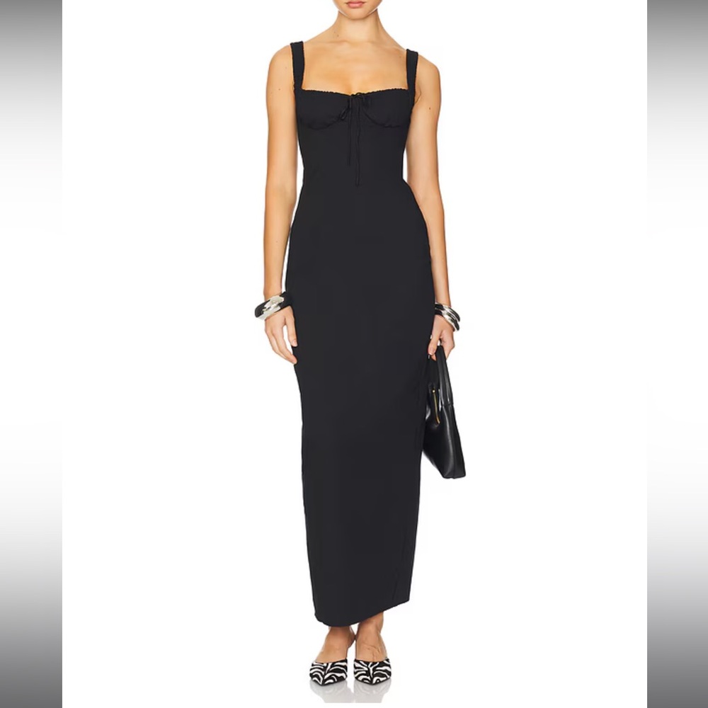 Hot Nights Maxi Dress in Onyx
LIONESS